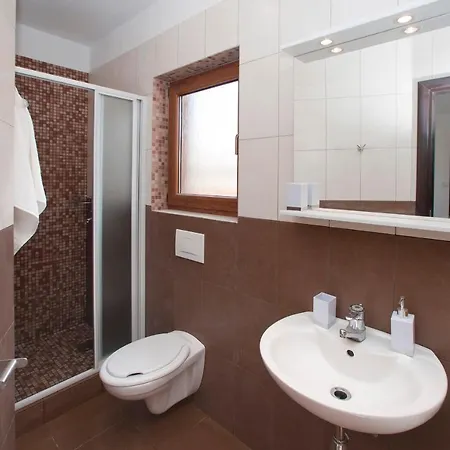House Vikendica *